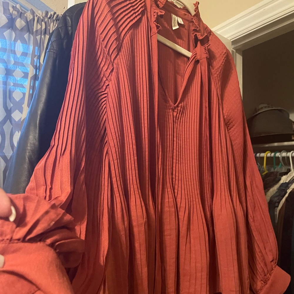 Beautiful flowing blouse